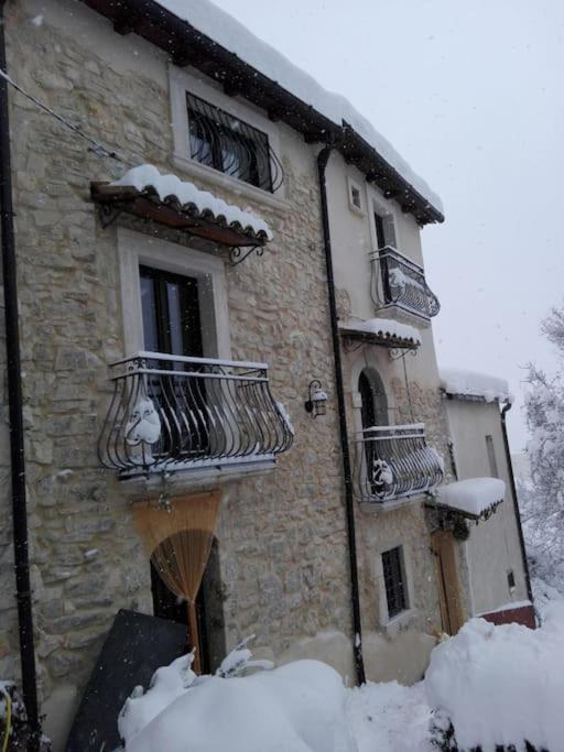Villa Il Borgo Della Zittola Montenero Val Cocchiara Exterior foto
