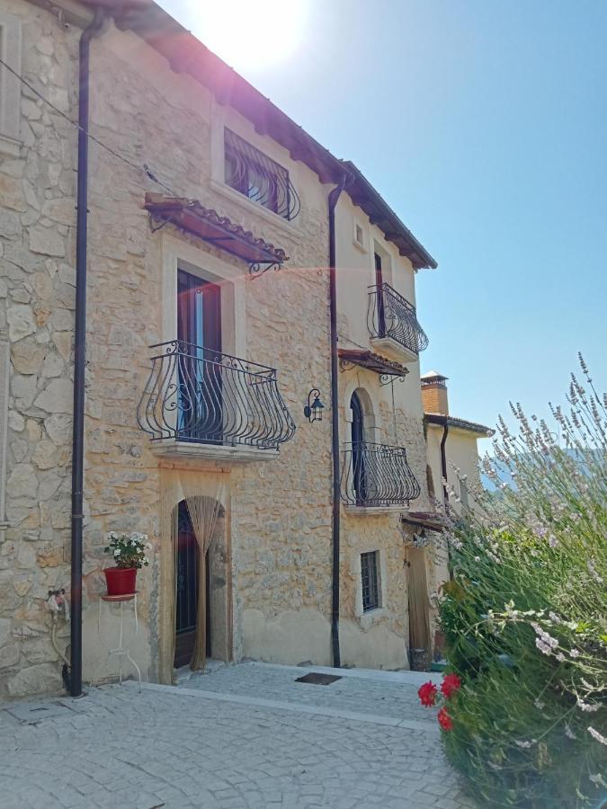 Villa Il Borgo Della Zittola Montenero Val Cocchiara Exterior foto