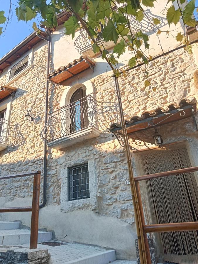 Villa Il Borgo Della Zittola Montenero Val Cocchiara Exterior foto